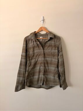 REI Co-op Women's Olive Green and Brown Patterned Button Shirt